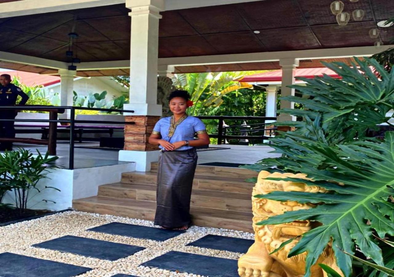 Carpe Diem Villas & Resort Puerto Princesa Exteriör bild