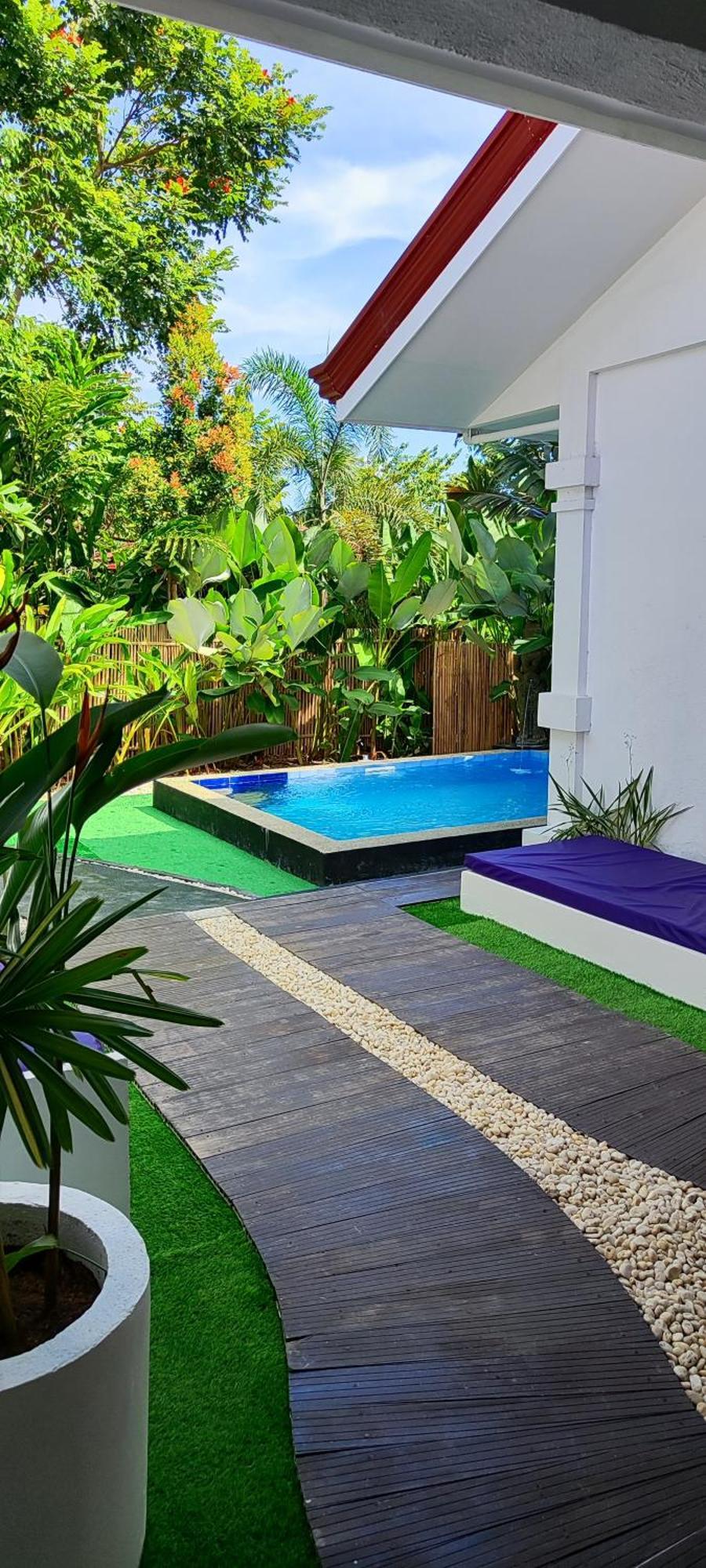 Carpe Diem Villas & Resort Puerto Princesa Exteriör bild